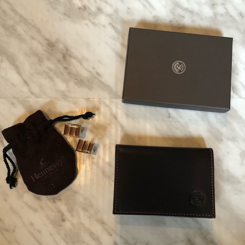 Hennessy Leather Wallet and Cuff Link Combo